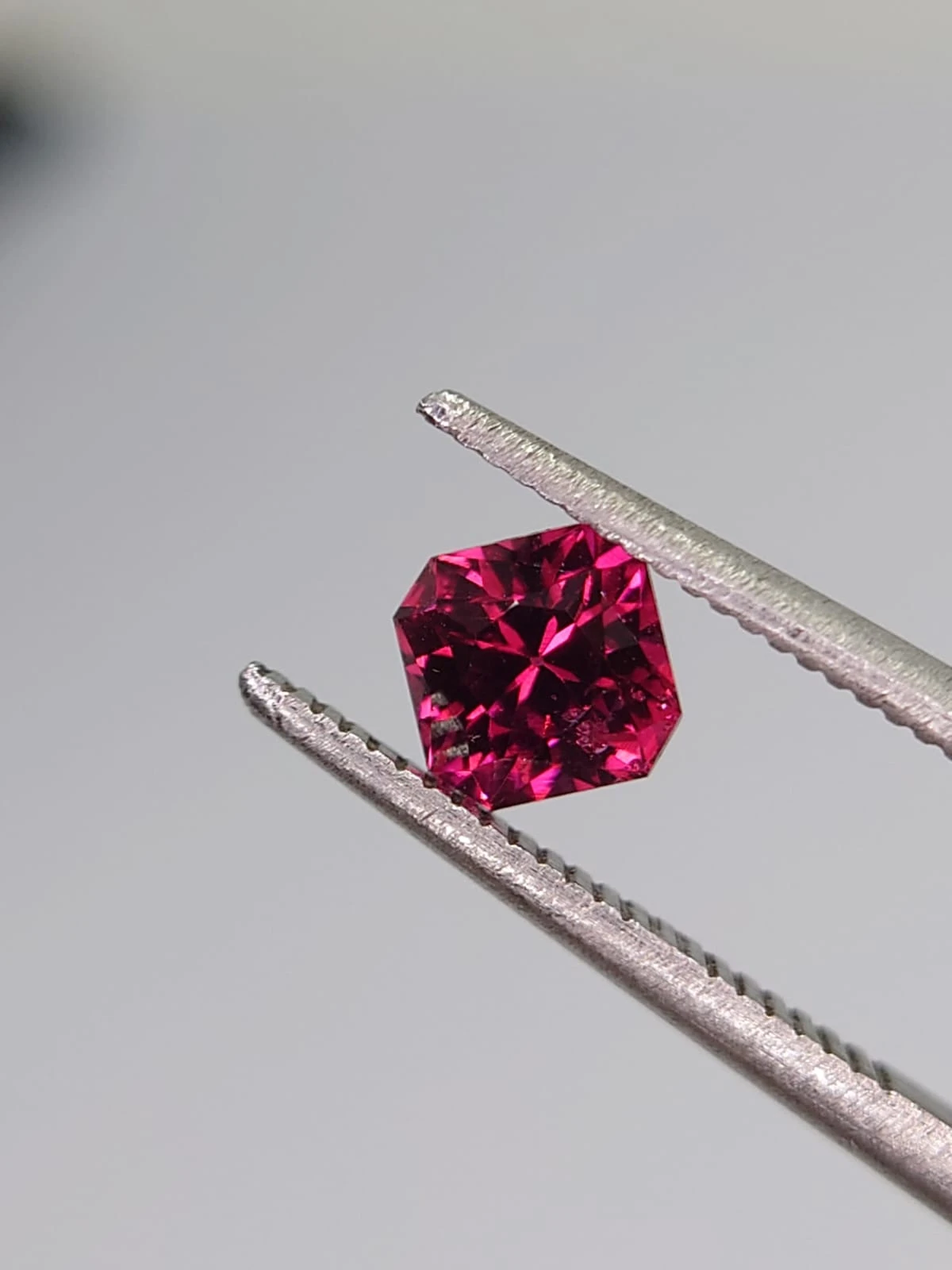 0.7ct Natural Malaya Garnet in Fancy Cut from Tanzania — view 5